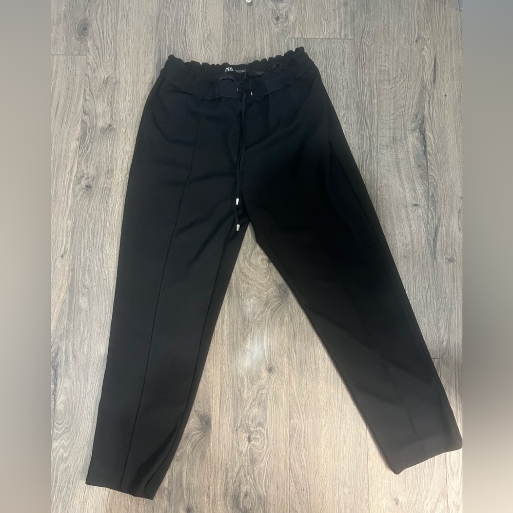 Zara Black Classic Pants, size M